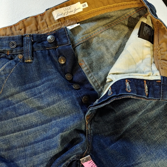 L.O.G.G. H&M DISTRESSED BUTTON FLY JEAN SHORTS - Picture 7 of 13